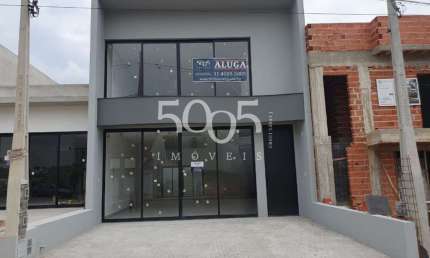 Galpão Comercial para Locação em Itu-SP, no Bairro Itu Novo Centro: 2 Salões, 4 Banheiros, 2 Vagas de Estacionamento, 270m².