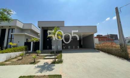 Casa para locação no condomínio Central Parque em Salto, com 3 suítes e 2 vagas de garagem com 160m²de área construída em um terreno de 300m²