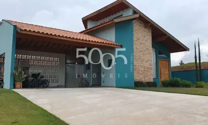 Casa Mobiliada em Condomínio Itu- SP, 3 suítes, 2 salas, 6 banheiros, 4 vagas, 360 m² - Cond. Campos de Santo Antônio II.