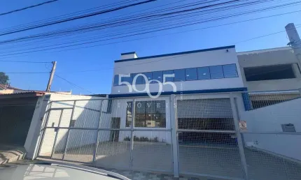Galpão Comercial Amplo e Bem Localizado no Jardim Rosinha