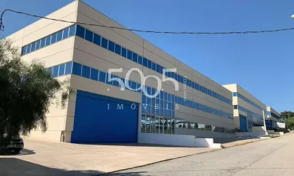 Galpão industrial em condomínio para locação em itu-sp - bairro jardim emicol: 3 pavimentos, banheiros, 2.500m² de área