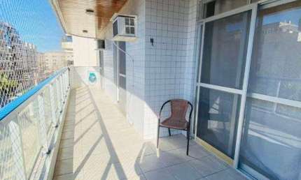 Apartamento com 3 dormitórios à venda, 152 m² por R$ 750.000,00 - Algodoal - Cabo Frio/RJ