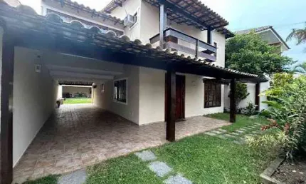 Casa com 4 dormitórios à venda, 296 m² por R$ 1.250.000,00 - Jardim Flamboyant - Cabo Frio/RJ