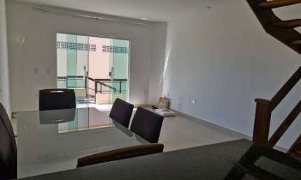 Casa com 2 quartos para alugar na Rua Amazonas, Jardim Peró, Cabo Frio