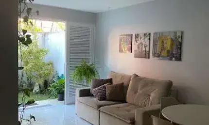 Casa com 1 quarto à venda na Rua Turmalina, Portinho, Cabo Frio
