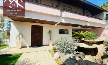 Casa com 5 dormitórios à venda, 280 m² por r$ 2.300.000,00 - vila nova - cabo frio/rj