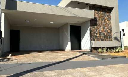 Casa com 3 quartos à venda no Jockey Club, Barretos 