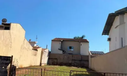 Terreno à venda no Baroni, Barretos 