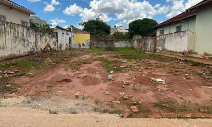 Terreno à venda no Centro, Barretos 