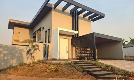 Sobrado à Venda no Bairro Jardim Botânico - Barretos/SP