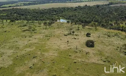 Fazenda à venda na Zona Rural, Prata 