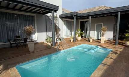 Casa com 3 quartos à venda no City Barretos, Barretos 