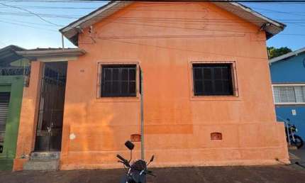 Casa com 3 quartos à venda no Centro, Barretos 