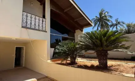 Casa com 3 quartos para alugar no Primavera, Barretos , 220 m2 por R$ 2.800