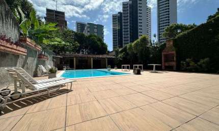 MC - Casa a venda no bairro da Tamarineira com 1.326m de terreno!!!