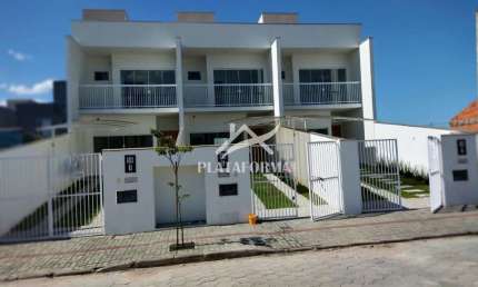 Casa com 2 quartos à venda em Santa Terezinha, Gaspar , 111 m2 por R$ 430.000