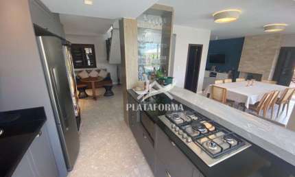 Casa com 3 quartos à venda no Armação, Penha , 290 m2 por R$ 2.700.000