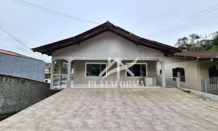 Casa com 3 quartos à venda no Garcia, Blumenau , 300 m2 por R$ 850.000