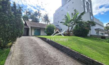 Casa comercial com 1 sala para alugar na Escola Agrícola, Blumenau , 100 m2 por R$ 5.000
