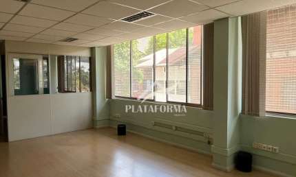 Ponto comercial com 8 salas para alugar no Centro, Blumenau , 240 m2 por R$ 4.300