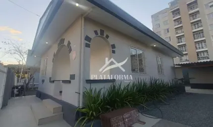 Casa comercial com 4 salas para alugar no garcia, blumenau , 150 m2 por r$ 3.900