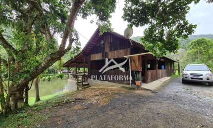 Chácara / sítio com 4 quartos para alugar no Progresso, Blumenau , 104 m2 por R$ 5.500