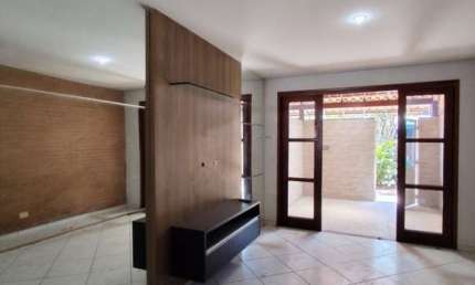 Casa 3 Quartos c/ Suíte | Varandão nos quartos de solteiro - Colina De Laranjeira - Serra/ES
