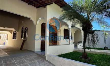 Casa Linear 3 Quartos | 4 Vagas de Garagem cobertas - Em Porto Canoa - Serra/ES