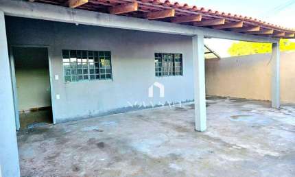 Casa com 2 quartos à venda na Rua Domingos Cantagali, 210, Heimtal, Londrina