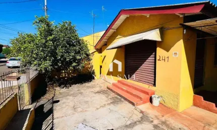 Casa comercial à venda na Rua Vergílio Perin, 241, Aquilles Sthengel, Londrina