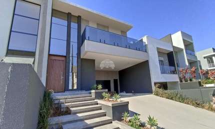 Casa com 3 quartos para alugar na Avenida União Pan-americana, 100, Colônia Dona LuÍza, Ponta Grossa, 200 m2 por R$ 8.000