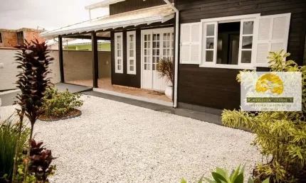 Casa com 3 quartos à venda na Rua Pioneiro, 163, Praia do Meio, Palhoça