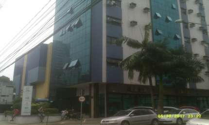 Salas comerciais para locação Av. Ana Costa, 59 em Santos