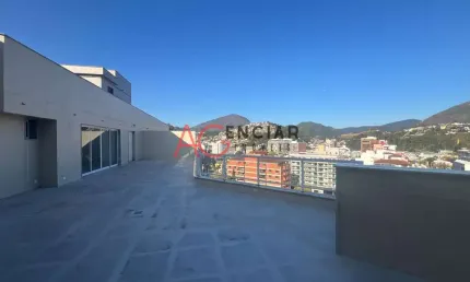 Apartamento Cobertura Linear em Agriões, Teresópolis/RJ