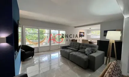 Casa com 3 quartos à venda na Rua José Calvet, Iucas, Teresópolis