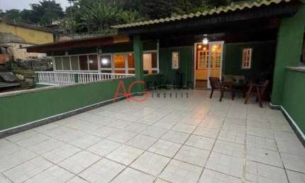 Casa para alugar no bairro Cascata dos Amores - Teresópolis/RJ