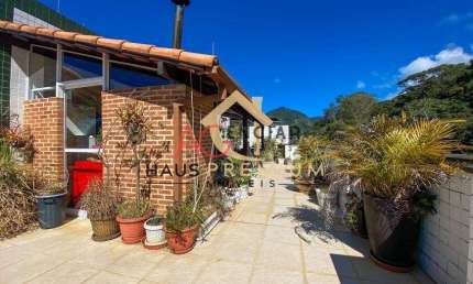 Apartamento à venda no bairro Alto - Teresópolis/RJ