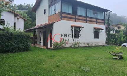 Casa à venda no bairro Carlos Guinle - Teresópolis/RJ