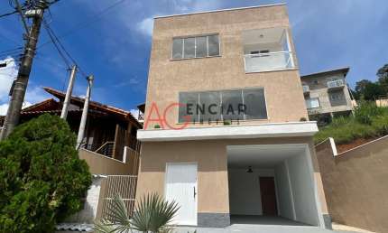 Casa à venda no bairro Albuquerque - Teresópolis/RJ
