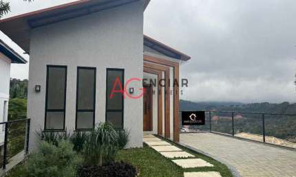 Casa à venda no bairro Albuquerque - Teresópolis/RJ