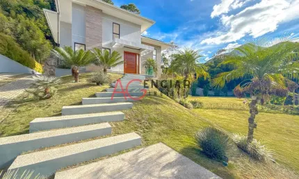Casa no condomínio Vale dos Eucaliptos em Teresópolis