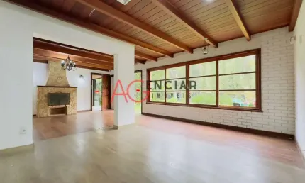 Casa comercial para alugar no Várzea, Teresópolis 