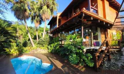 CASA EM CONDOMÍNIO FECHADO no GLÓRIA com 3 quartos para VENDA, 400 m²