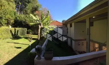 Casa residencial ou comercial no bairro Santa Tereza em Porto Alegre