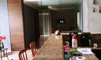 Casa à Venda em Jardim Ipe Pinheiro - 3 Dormitórios, 140m²