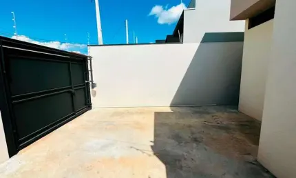 Casa à Venda no Parque dos Eucaliptos III, Mogi Guaçu – 2 Dorms, 53m²