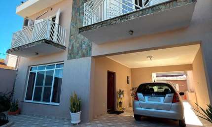 Casa à Venda no Jardim Itamaraty, Mogi Guaçu, 3 Dorms, 194m²