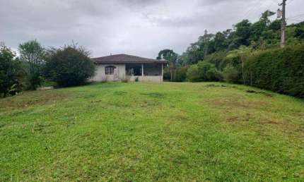 EXCELENTE CHACARA COM 21.000 M2 COM CASA ROÇA VELHA 600.000,00