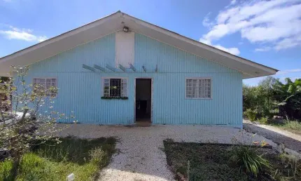 EXCELENTE CHACARA COM 1400 M2 COM CASA 02 QUARTOS 390.000 CAMPO LARGO DA ROSEIRA