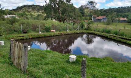 EXCELENTE CHACARA COM 3.800 M2 COM QUIOSQ EM CONDOMINIO 310.000 TIJUCAS DO SUL